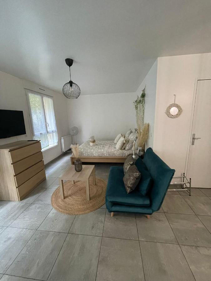 Grand Studio Neuf Aulnay-sous-Bois Luaran gambar